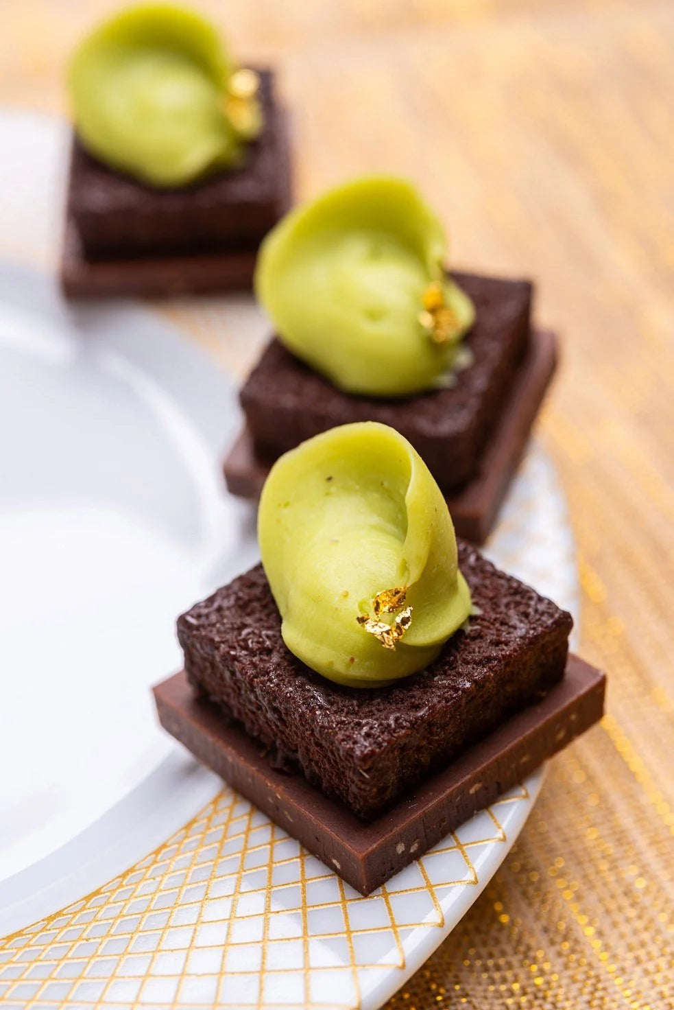 Mini Dubai Chocolate Platter, Petit Four