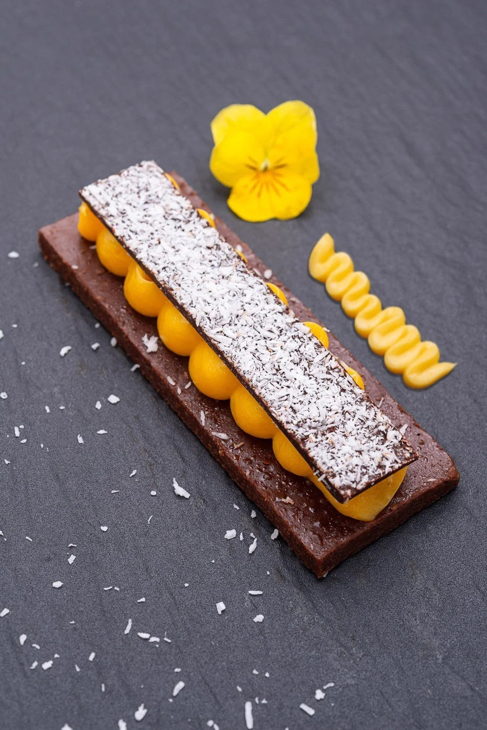 Maracuja and Chocolate Platter (Medium Size), Petit Four
