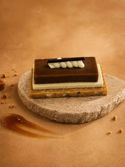 Dulce Carambar Lunch Platter, Petit Four